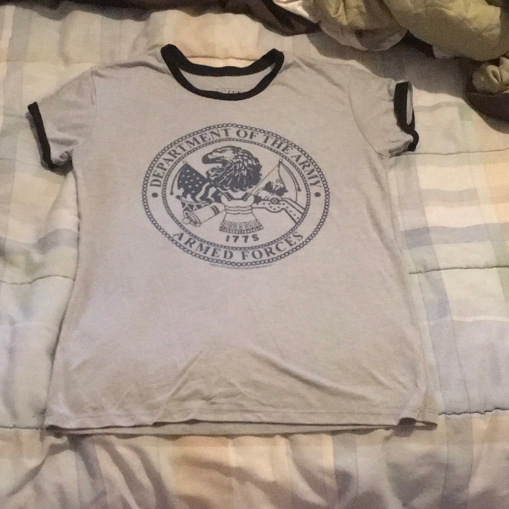 Mandee tee